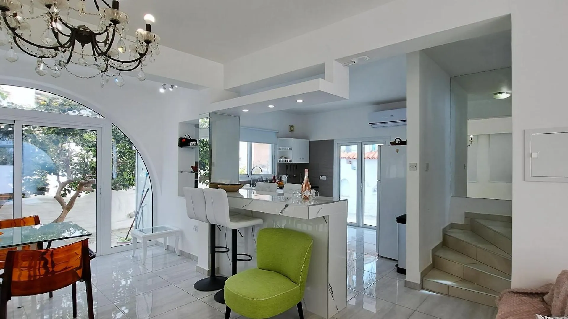 Landina Villa Protaras 0*,